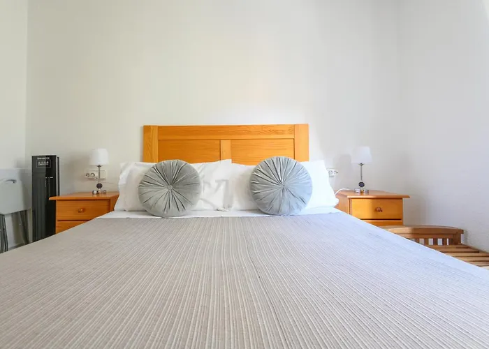 Junto A La Universidad Y La Catedral * Salamanka